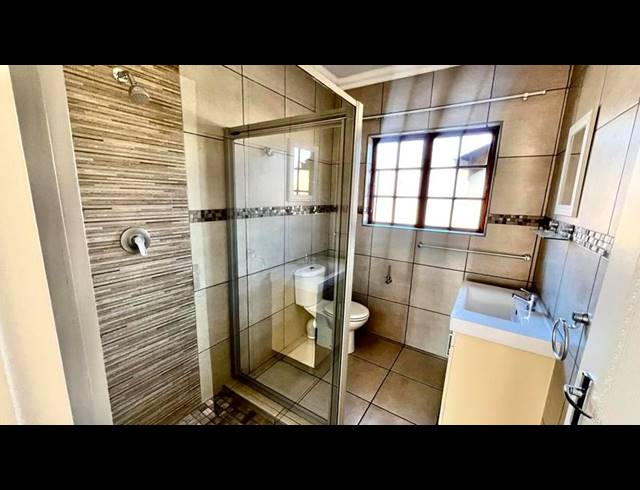 3 BEDROOM TOWNHOUSE FOR SALE IN PELHAM